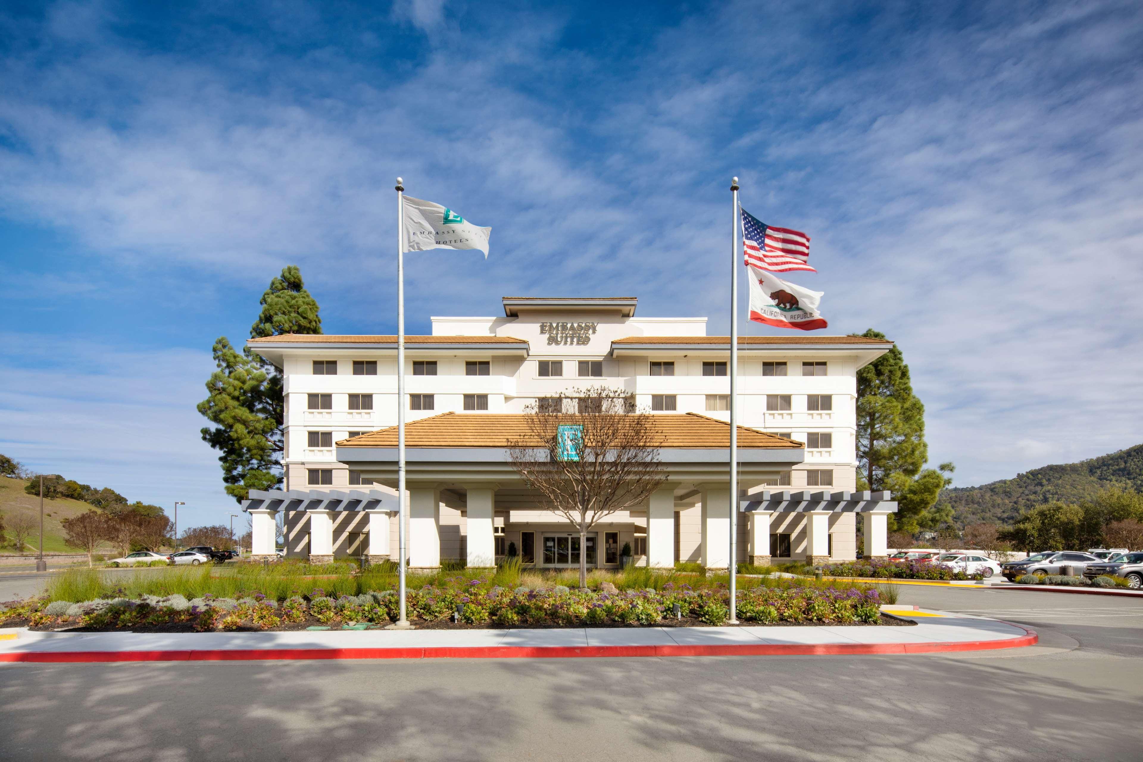 Embassy Suites By Hilton San Rafael Marin County Екстериор снимка