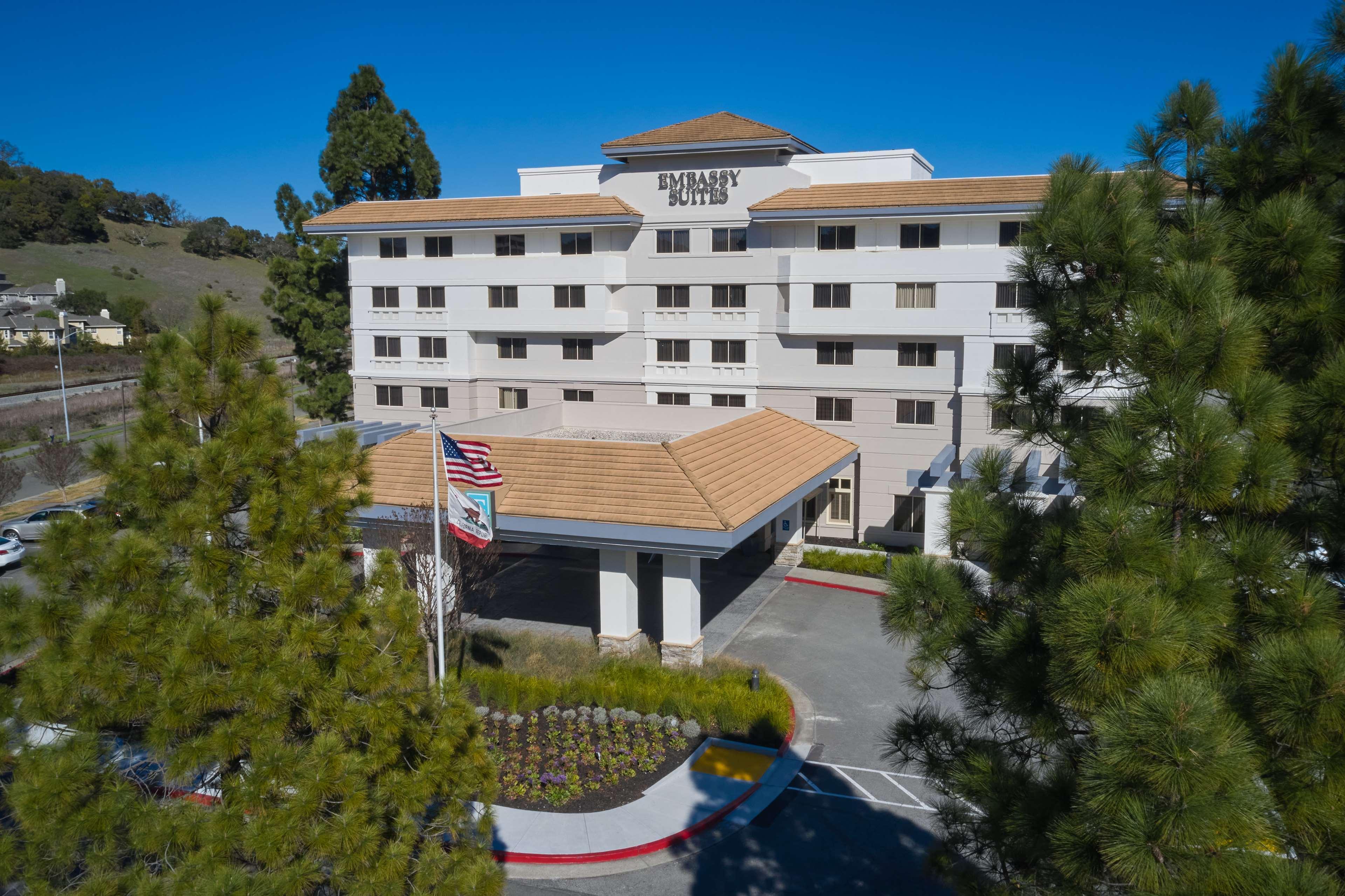 Embassy Suites By Hilton San Rafael Marin County Екстериор снимка